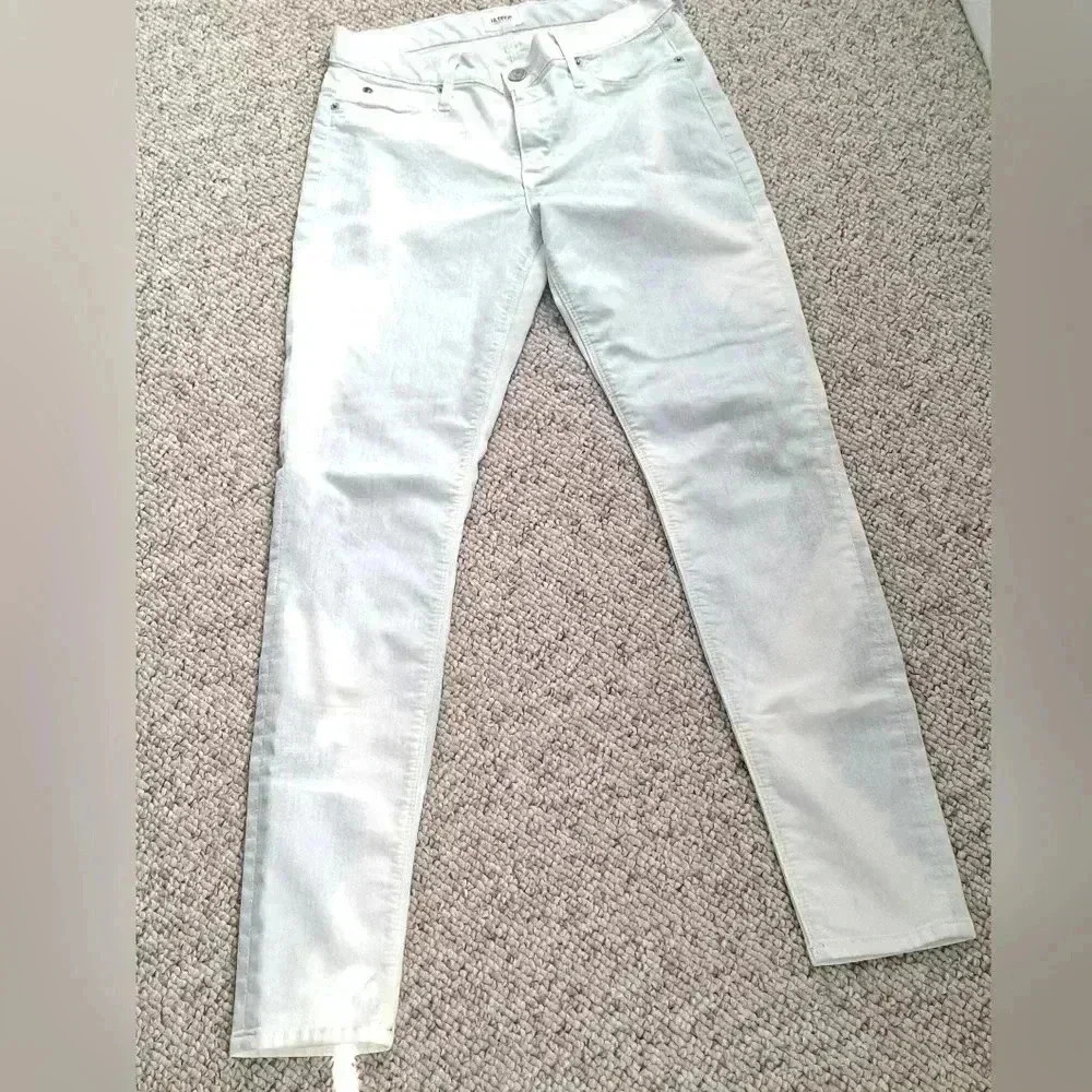 Hudson jeans Size 28 EUC